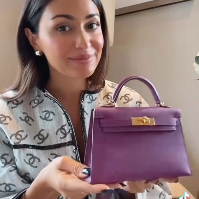 Hermès Birkin vs. Kelly — How to Choose the Right Hermès Bag for Your –  Madison Avenue Couture