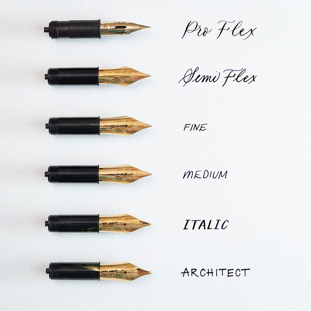 Oblique Calligraphy Dip Pen Set Include 2-in-1 Calligraphy Oblique or  Straight Penholder with 8 Pieces Replacement Nibs (4 Sets) 